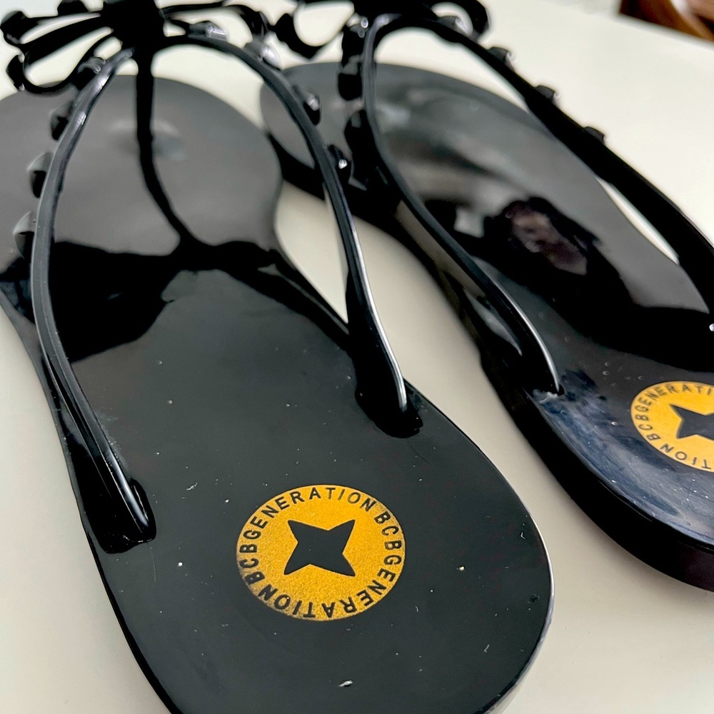 BCBG Flip Flops